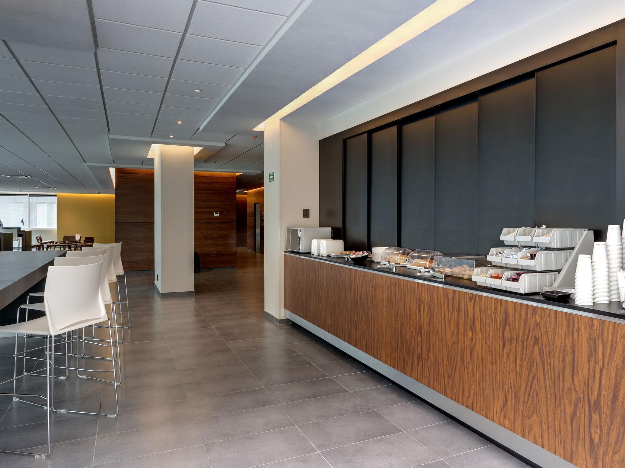City Express Plus By Marriott Ciudad De Mexico Santa Fe Dış mekan fotoğraf
